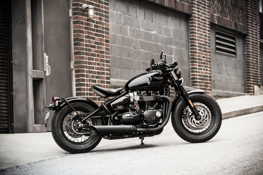 bobber-black-location-hero2935aa77