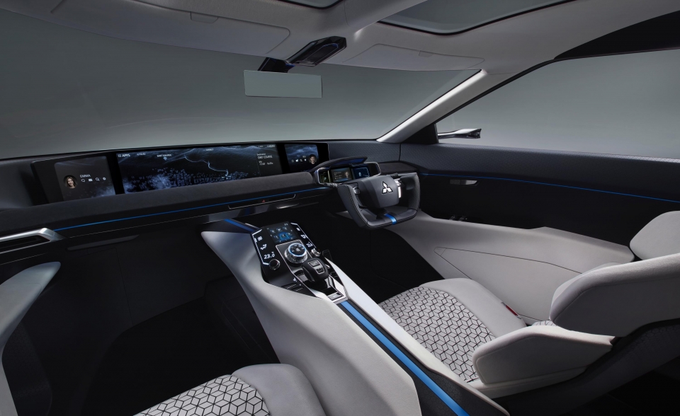 e-EVO_Concept_interior0208-960×600