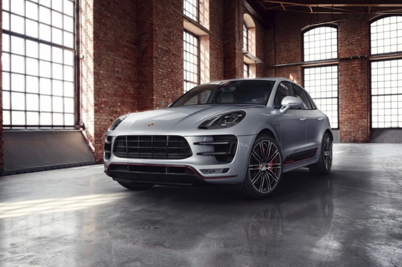 low_macan_turbo_exclusive_performance_edition_2017_porsche_ag-5-1