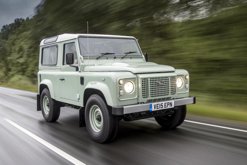 2-Land-Rover-Defender