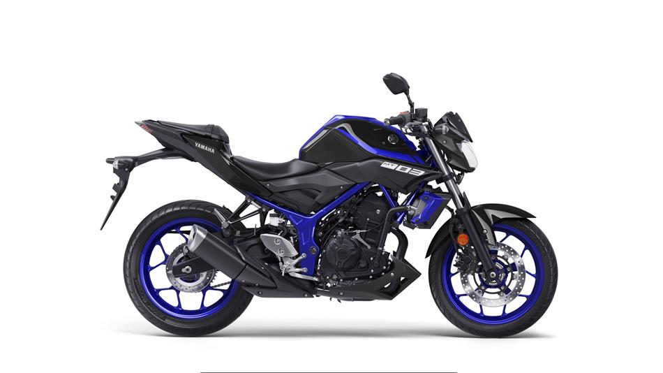 2018-yamaha-mt-03-eu-yamaha-blue-studio-002