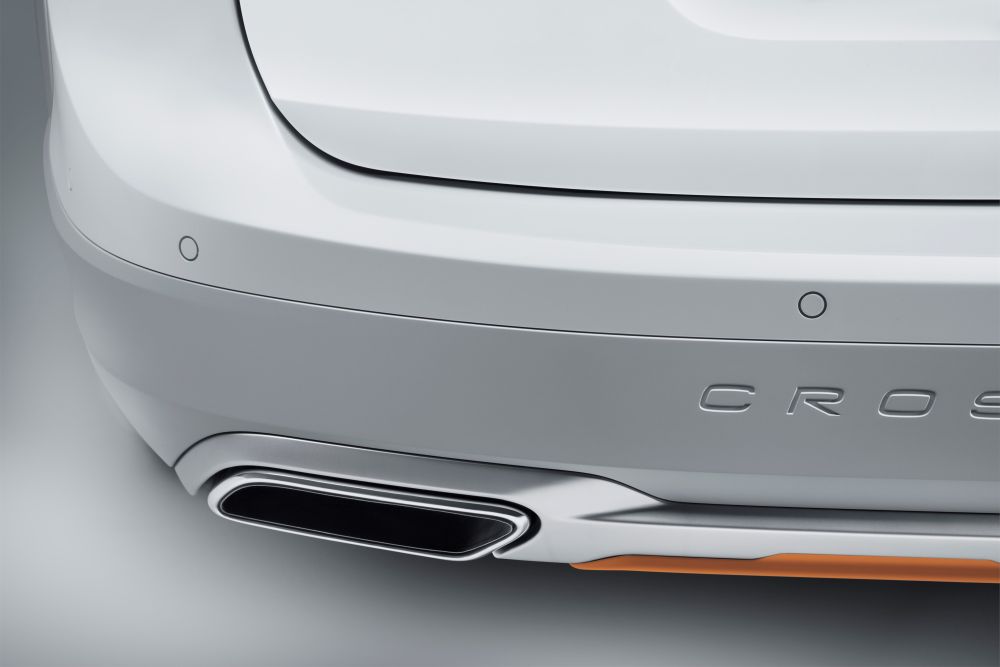 Volvo V90 Cross Country Volvo Ocean Race exterior detail