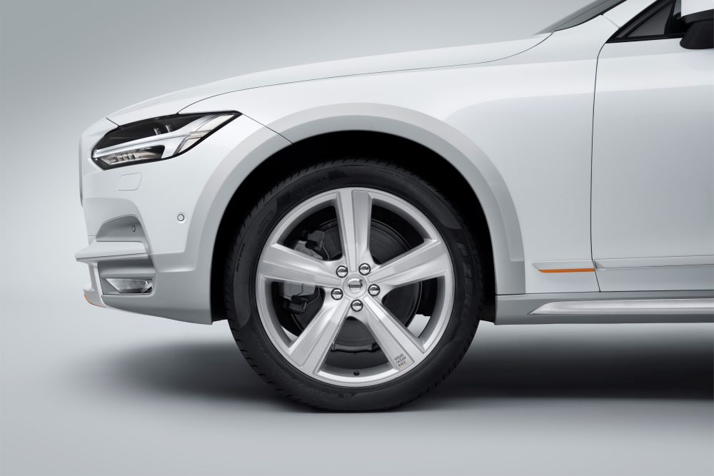 Volvo V90 Cross Country Volvo Ocean Race exterior detail