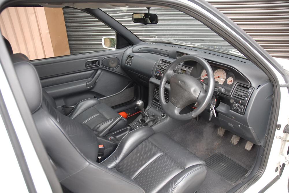 3 1996-Ford-Escort-Cosworth-Lux-_4