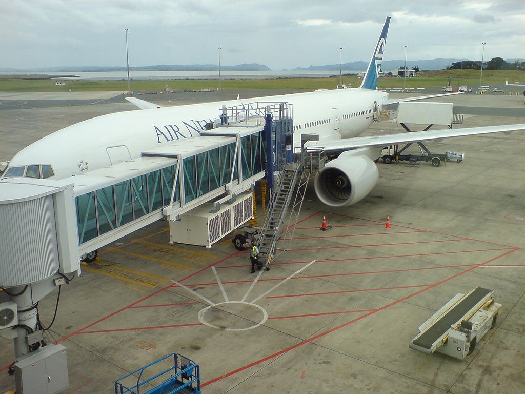Air_New_Zealand_Airliner_AKLD