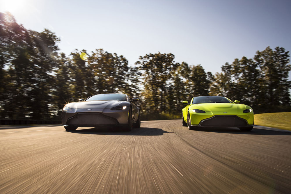 Aston Martin Vantage_Tungsten Silver_Lime Essence_02