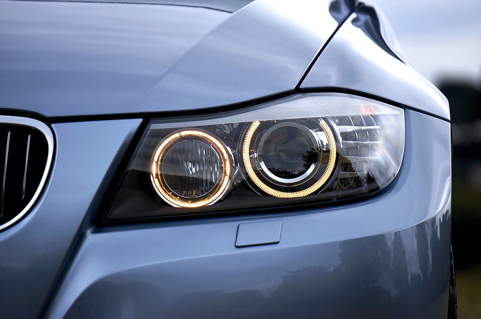 BMW farois luz iluminaçao