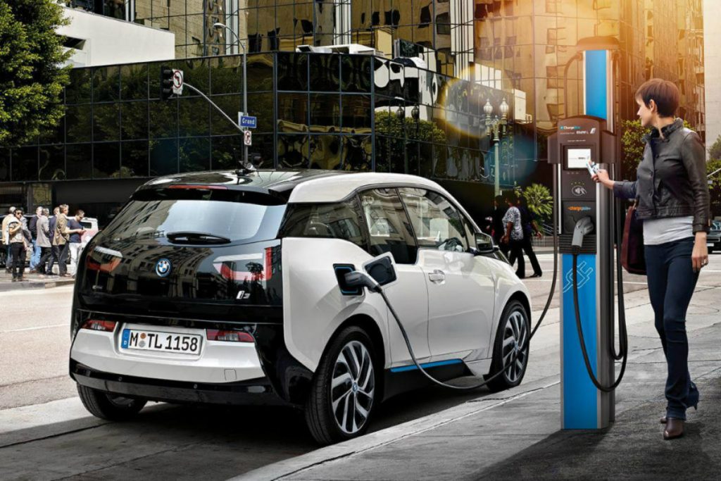 BMW-i3-Charging-1-1024×683