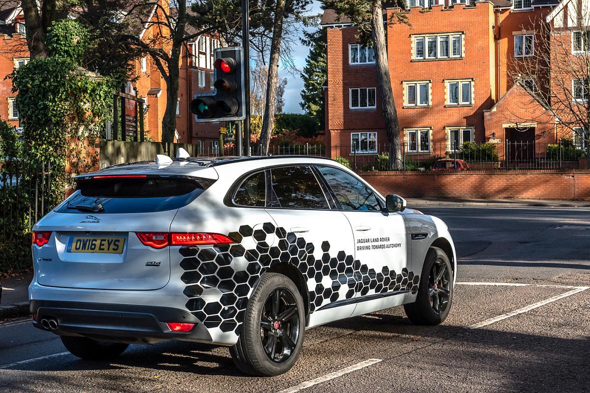 Jaguar Land Rover Autonomos (3)