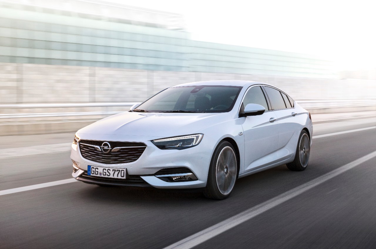 Opel-Insignia-Grand-Sport-304397