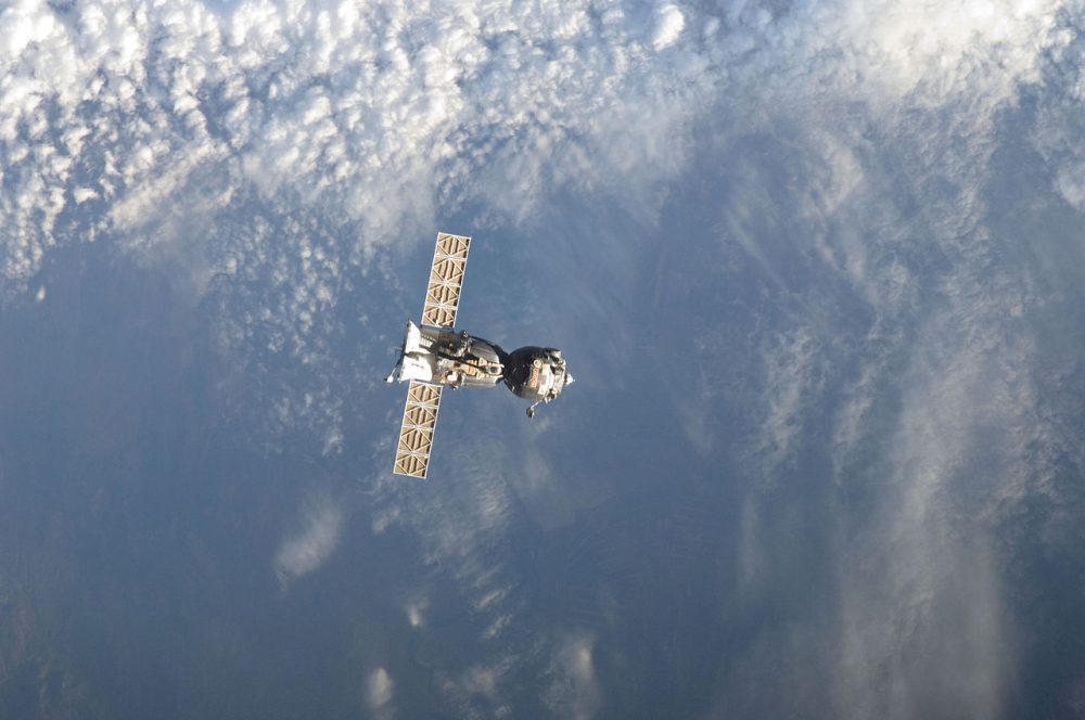 Soyuz_TMA-04M_spacecraft_departs_from_the_ISS_a