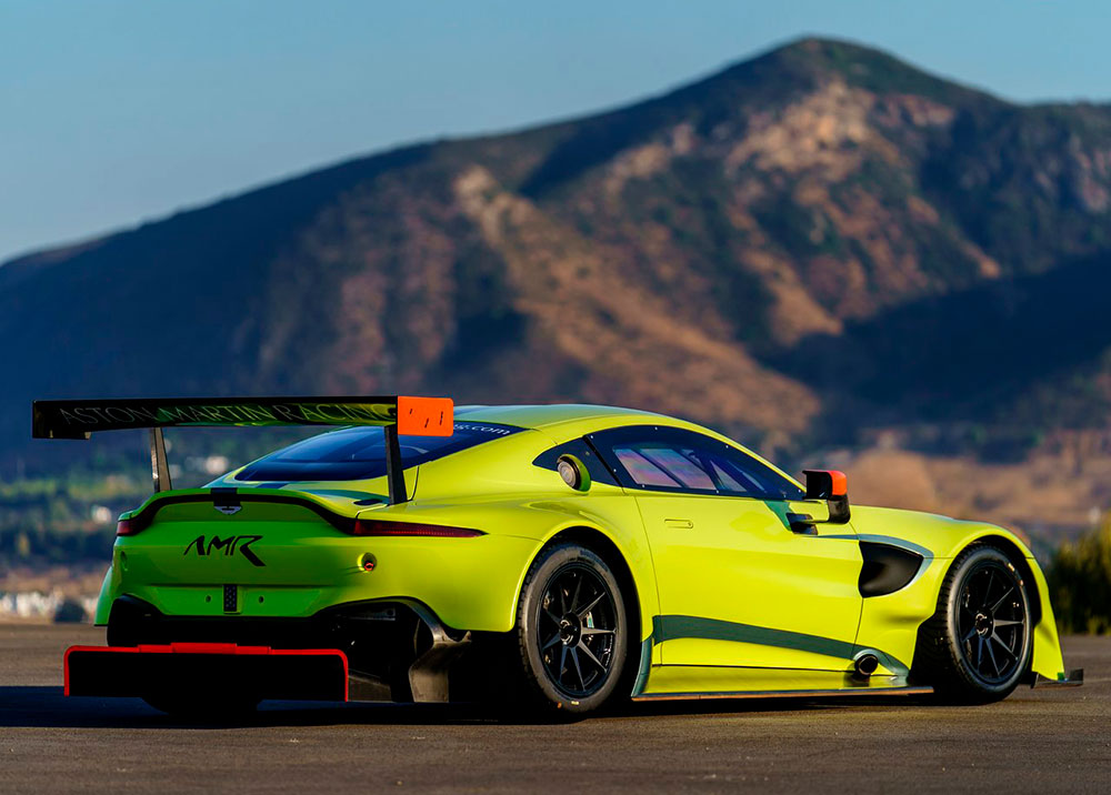 aston-martin-vantage-gte-racecar-2018-1280-04