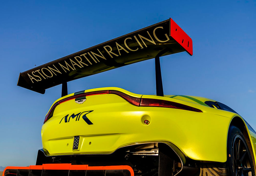 aston-martin-vantage-gte-racecar-2018-1280-11