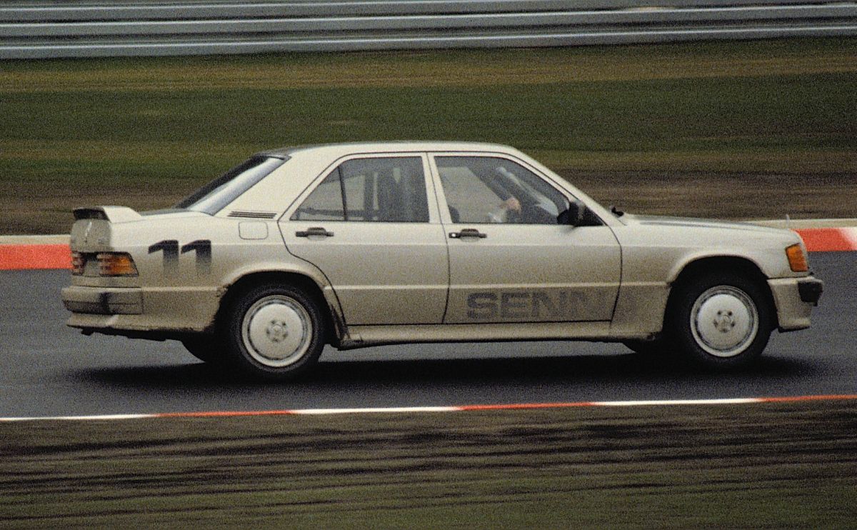 Mercedes-Benz Classic auf der Techno Classica 2017: Sportlichkeit als Markengen trifft Dienstleistungskompetenz