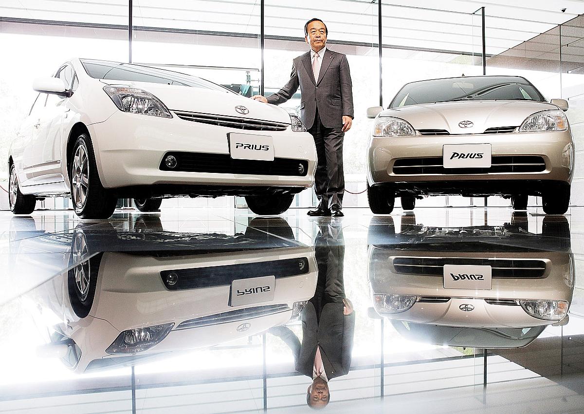 Toyota Announces Hybrid Car Sales Surpass 5 Million