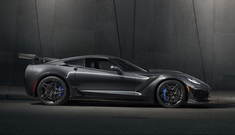 2019-chevy-corvette-zr1-0-1024×575