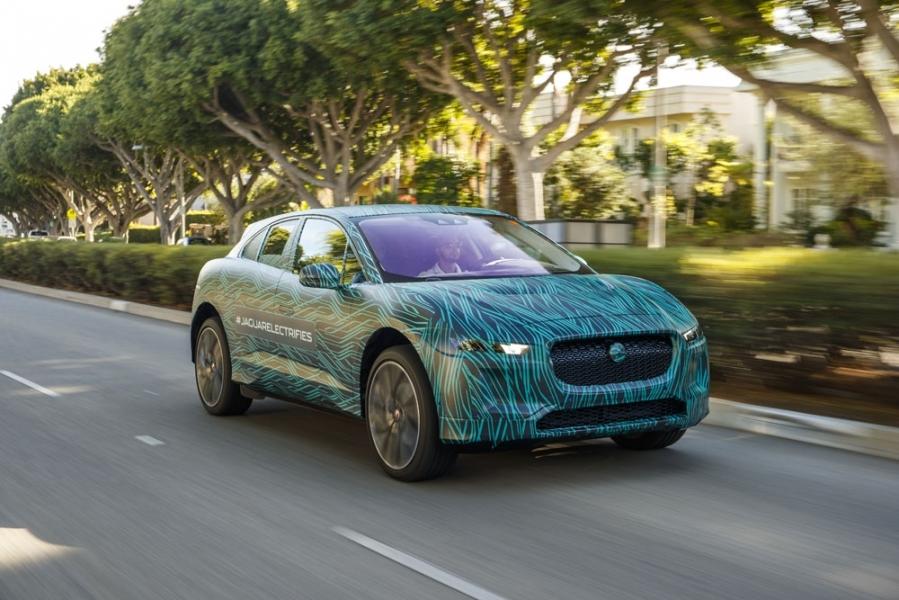 42-Jaguar_IPACE_Ride_002-960×600-960×600