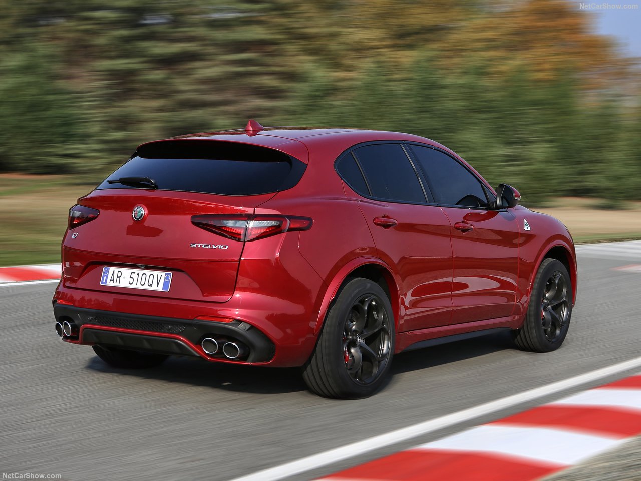 Alfa Romeo Stelvio Quadrifoglio