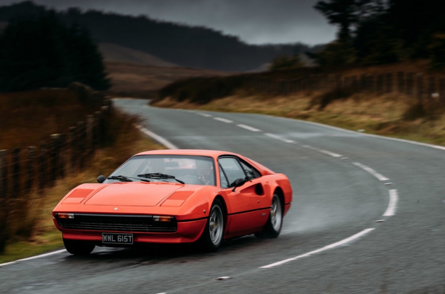 Ferrari-308-960×600