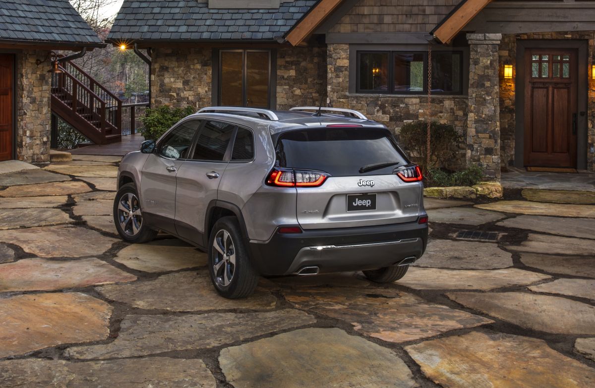 Jeep Cherokee 2019 (4)