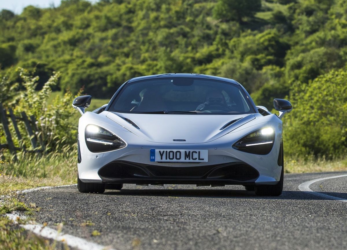 McLaren-720S-2018-1280-31