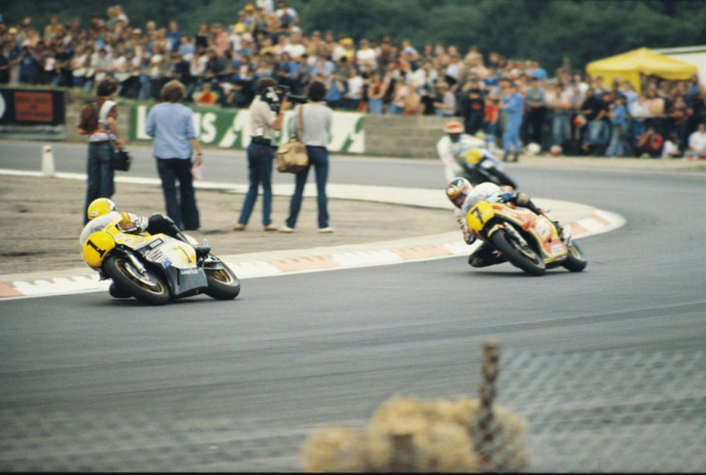 barry-sheene-vs-kenny-roberts-4