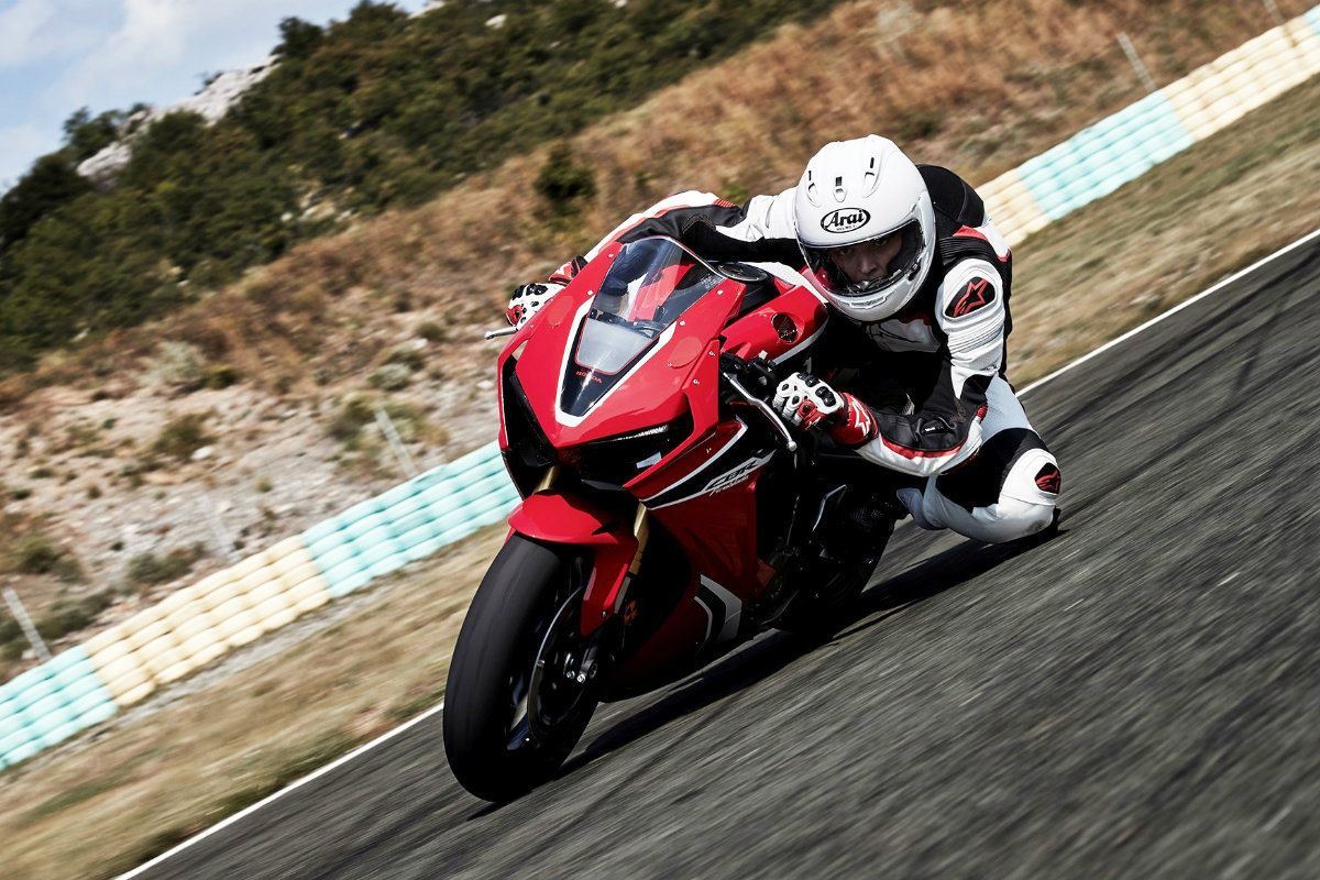 cbr1000rr-fireblade14 c