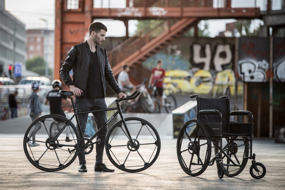 01_REVOLVE+WHEEL_UNFOLDED+WHEEL+URBAN_WHEELCHAIR_BICYCLE_ANDREA+MOCELLIN_2017