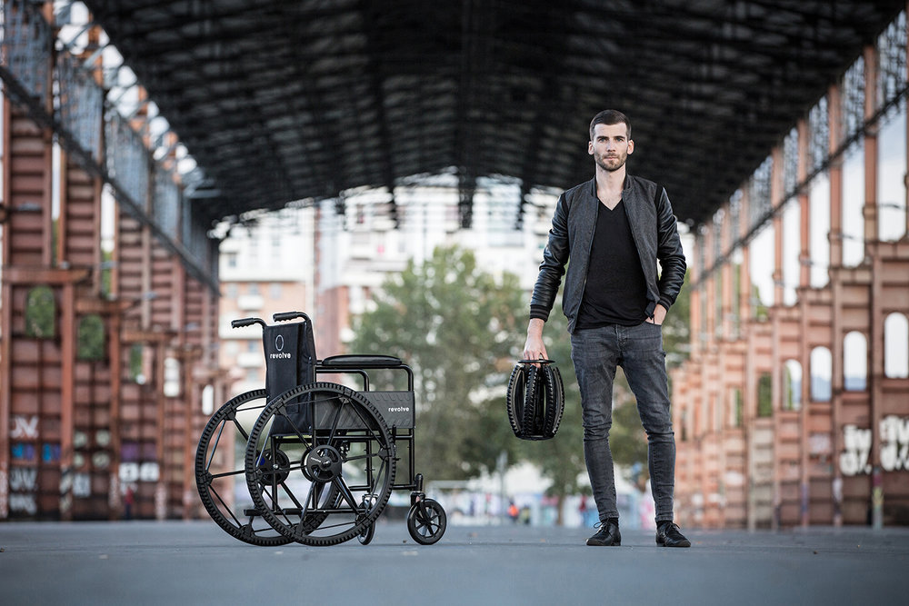 03_REVOLVE+WHEEL_UNFOLDED+WHEEL+URBAN_WHEELCHAIR_ANDREA+MOCELLIN_2017