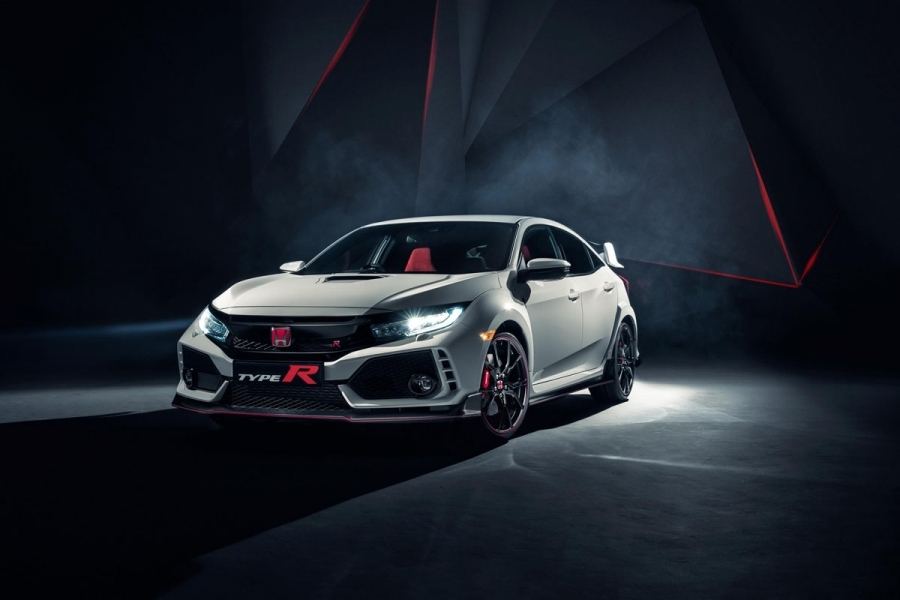 104496_All_new_Honda_Civic_Type_R_races_into_view_at_Geneva-960×600-2