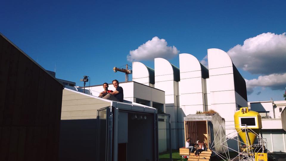 21106799_313370509128292_6231048368704905328_n