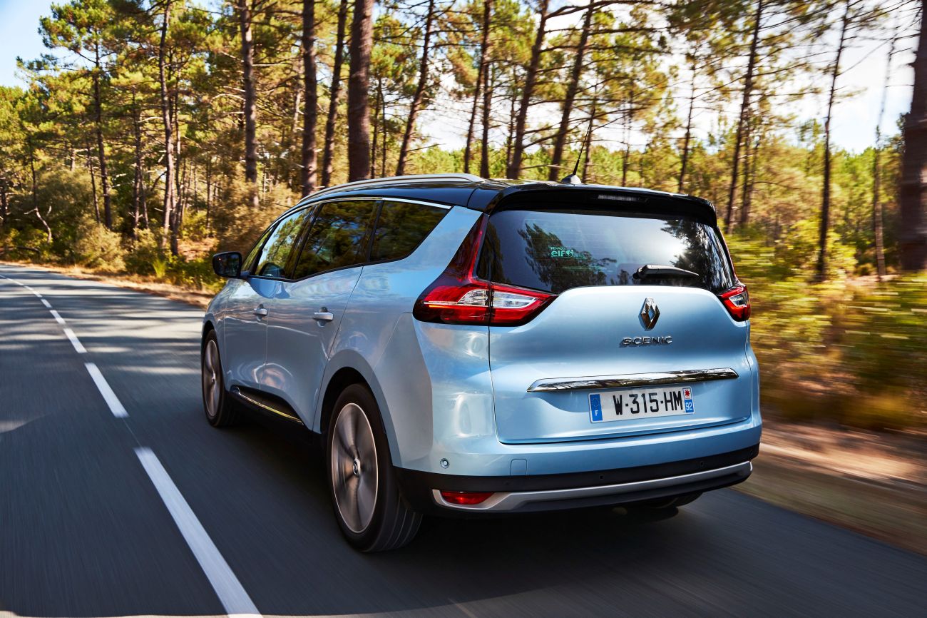 81449_2016_Drive_tests_New_Renault_GRAND_SCENIC_in_the_Bordeaux_region