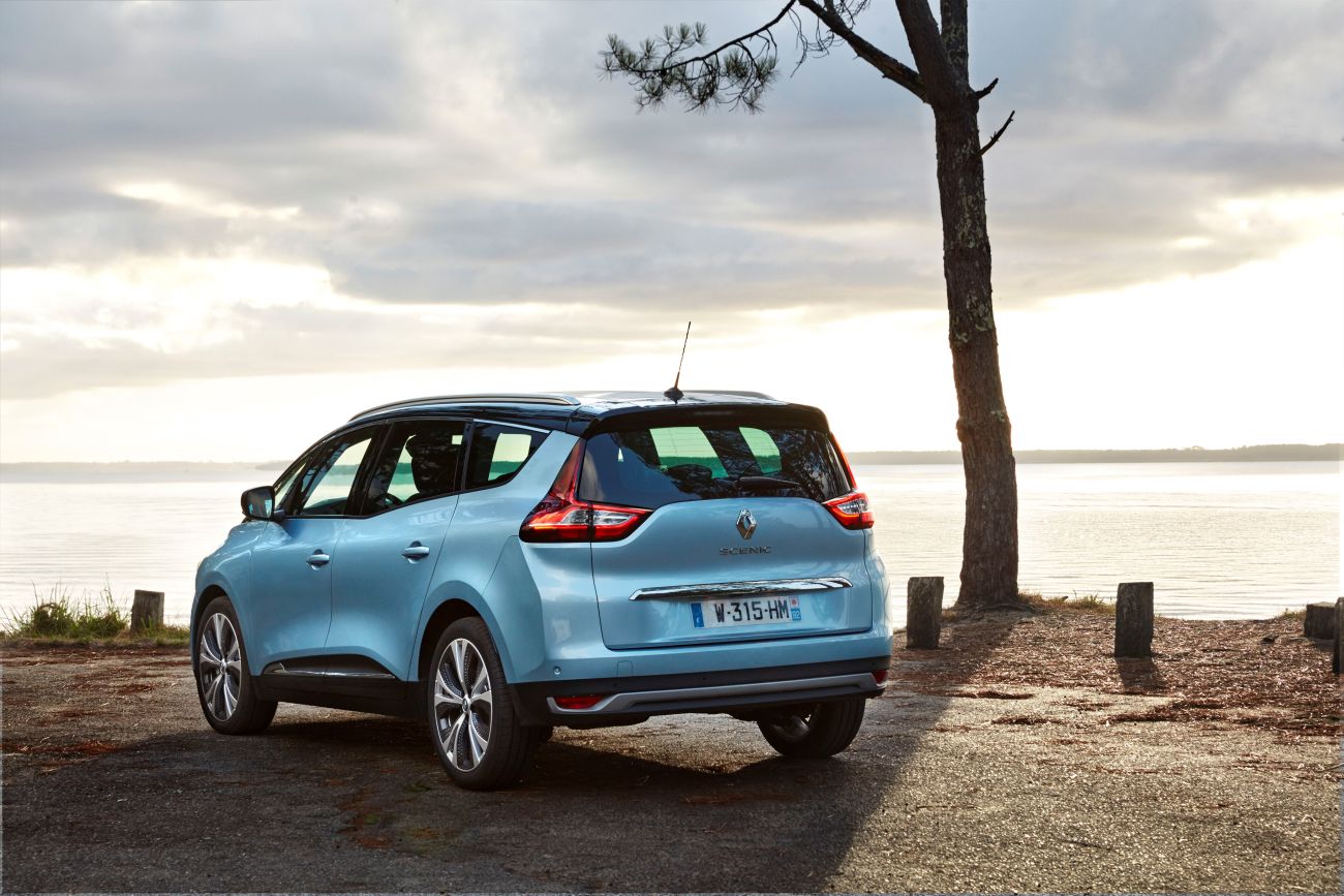 81467_2016_Drive_tests_New_Renault_GRAND_SCENIC_in_the_Bordeaux_region