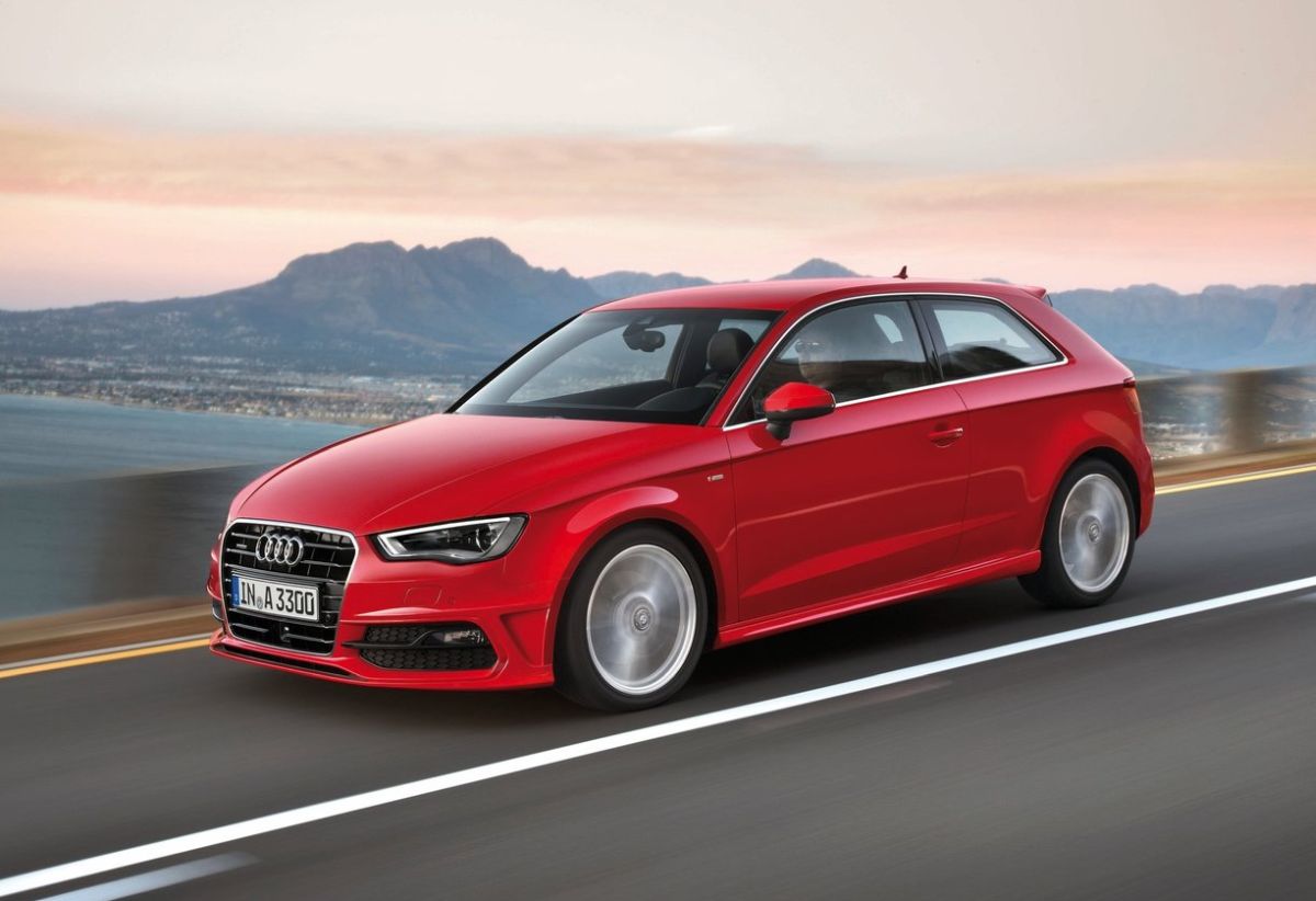 Audi-A3-2013-1280-04