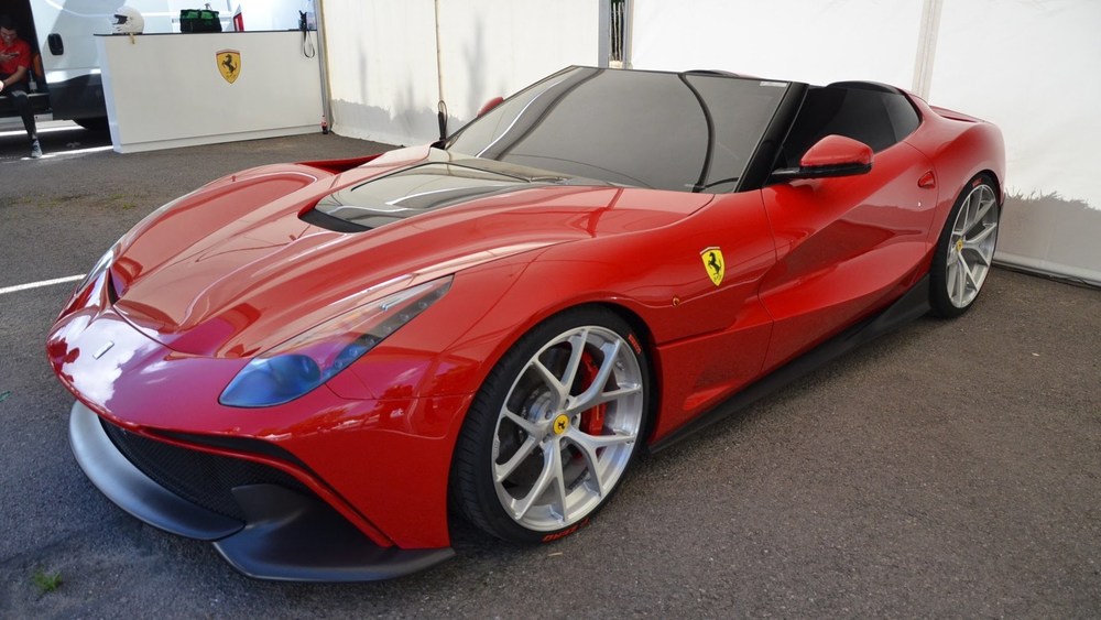 Ferrari-F12-TRS