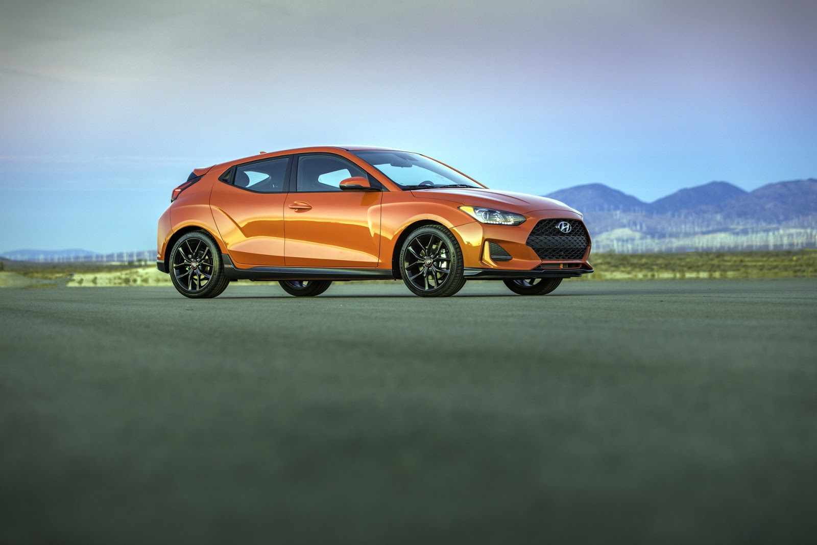 Hyundai Veloster 2018 (66)