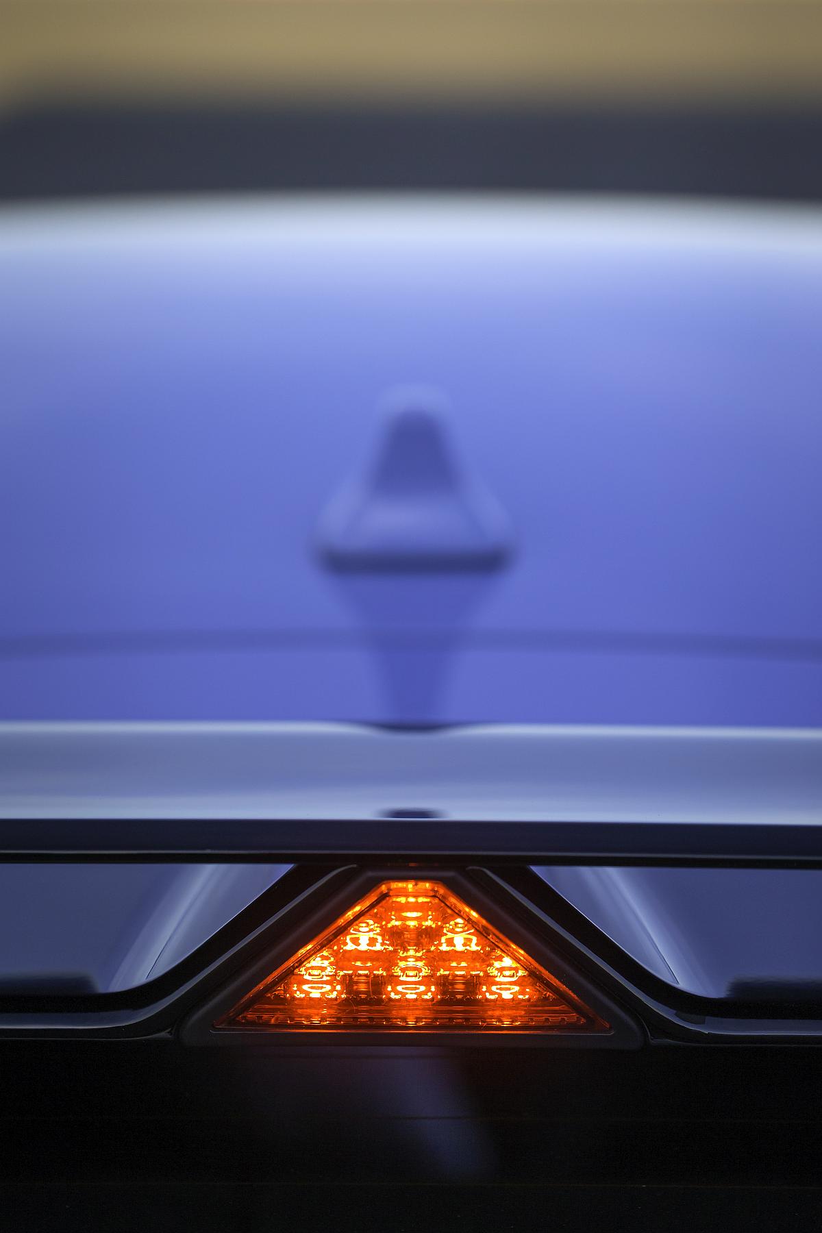 Large-31078-2019VelosterN
