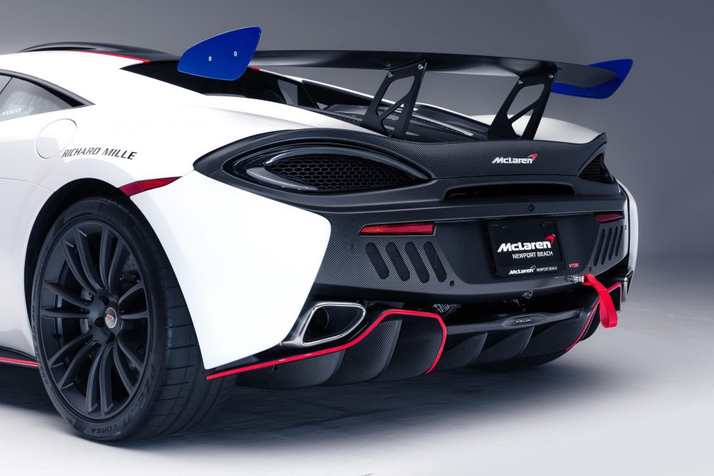 McLaren MSO X – 08 Anniversary White_Red and Blue Accents – 07
