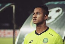 Há um jogador mais rico que Ronaldo, Messi e Neymar juntos