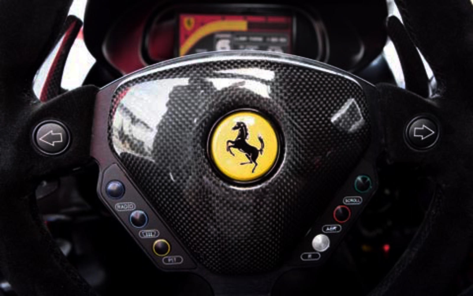 112_0601_24z-2006_Ferrari_FXX-Interior_View_Steering_Wheel