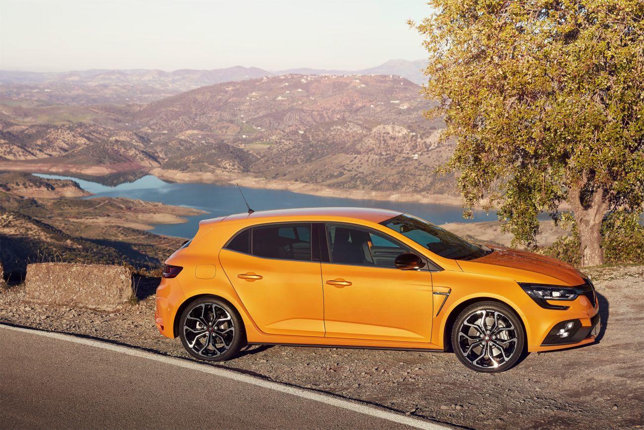 2018 – New Renault MEGANE R.S. Sport chassis tests drive in Spain