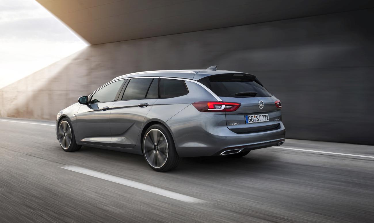 Opel-Insignia-Sports-Tourer-304055