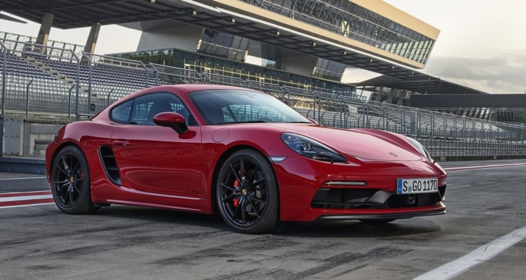 Porsche-718_Cayman_GTS-2018-1280-0f-750x400_c