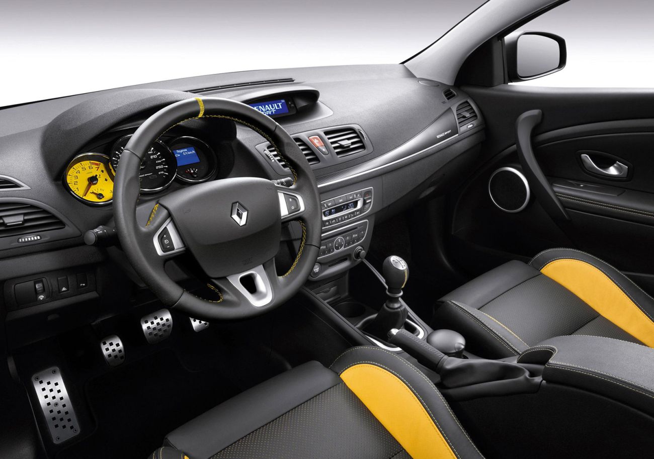 Renault-Megane_RS-2010-1600-21