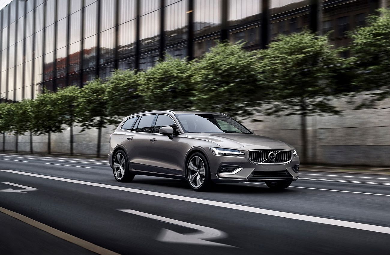 New Volvo V60 exterior