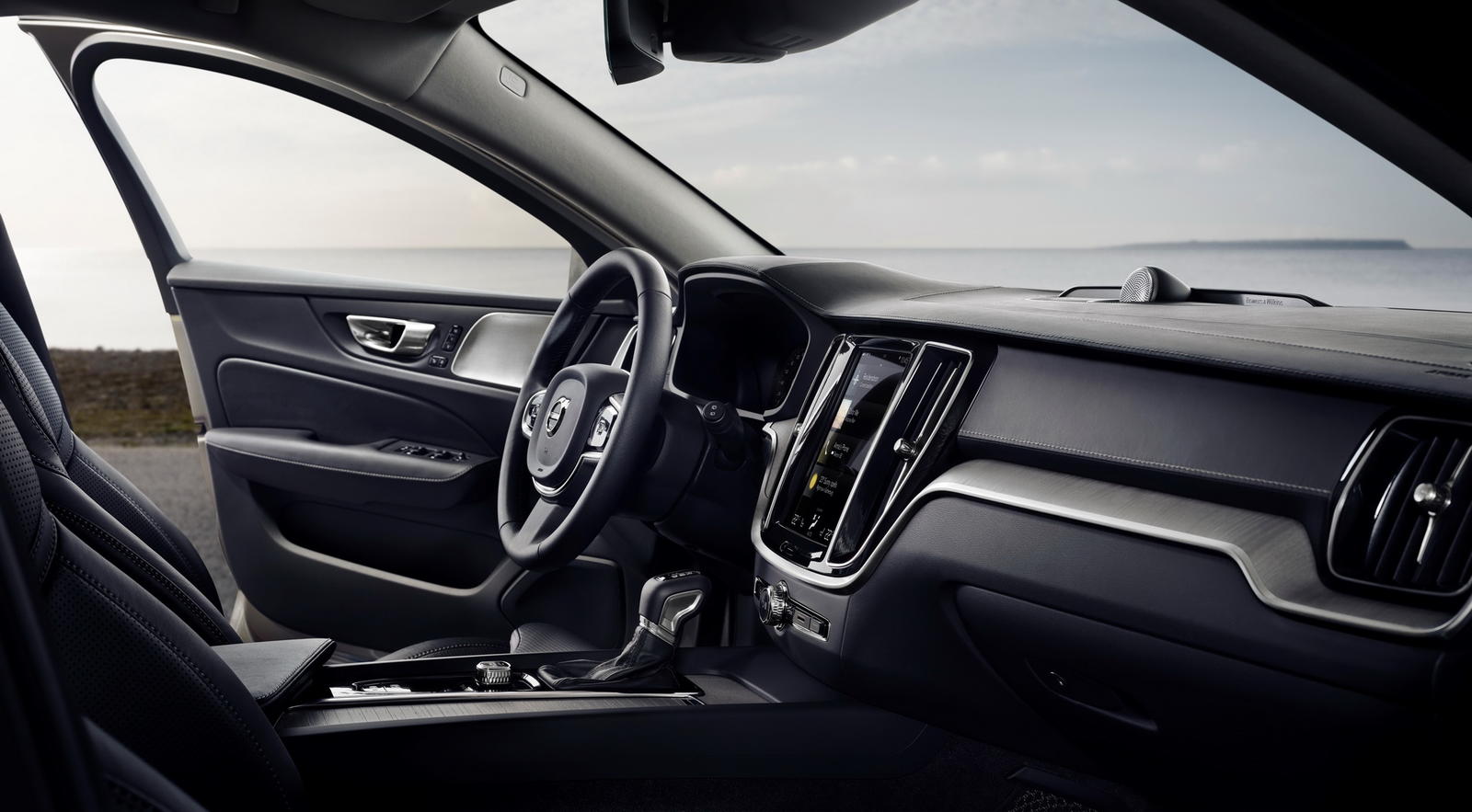 New Volvo V60 interior