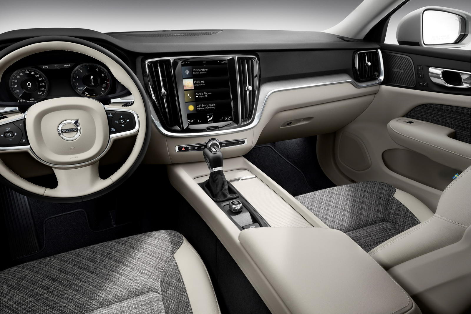 New Volvo V60 interior