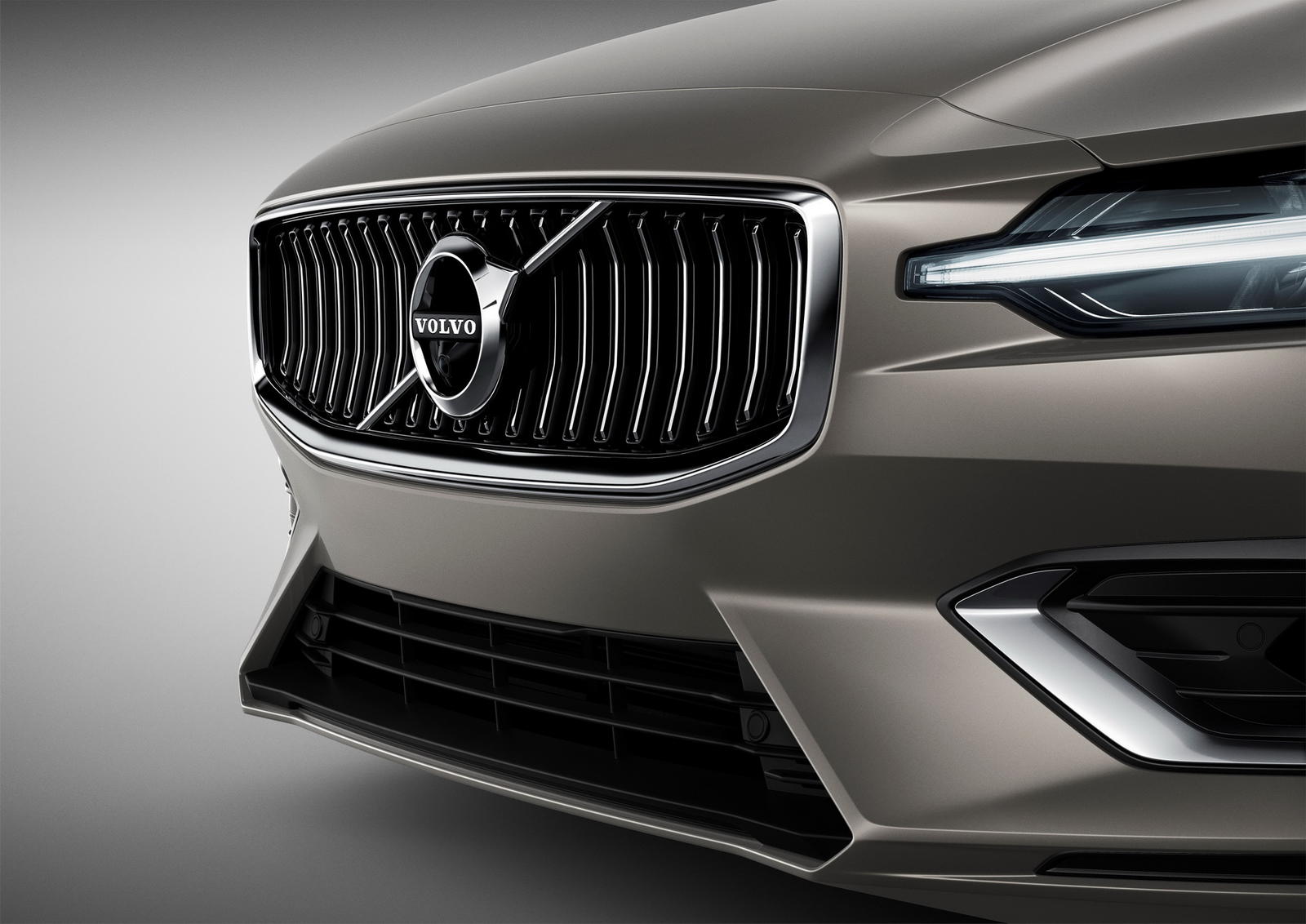 New Volvo V60 exterior