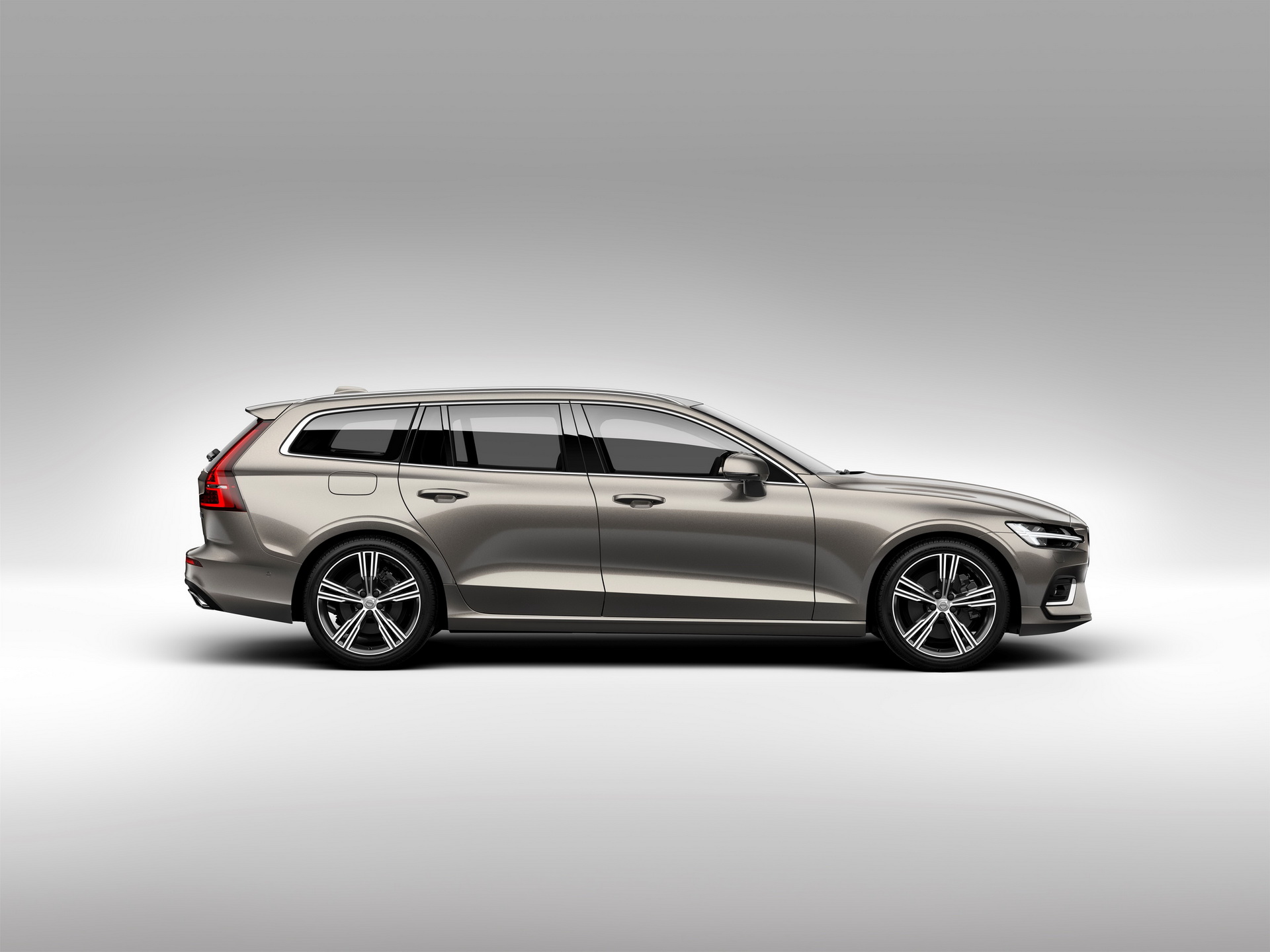 New Volvo V60 exterior