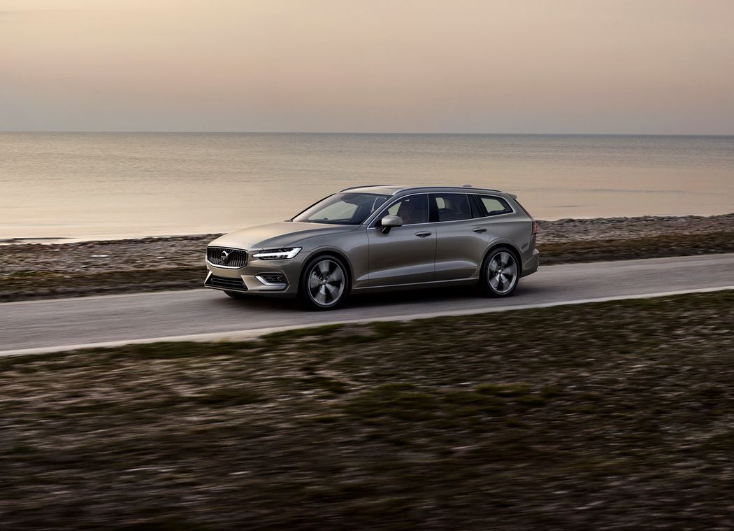 New Volvo V60 exterior